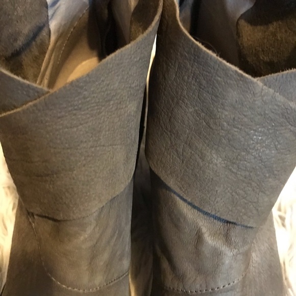 Eileen Fisher Tag Ankle Bootie - Picture 6 of 8